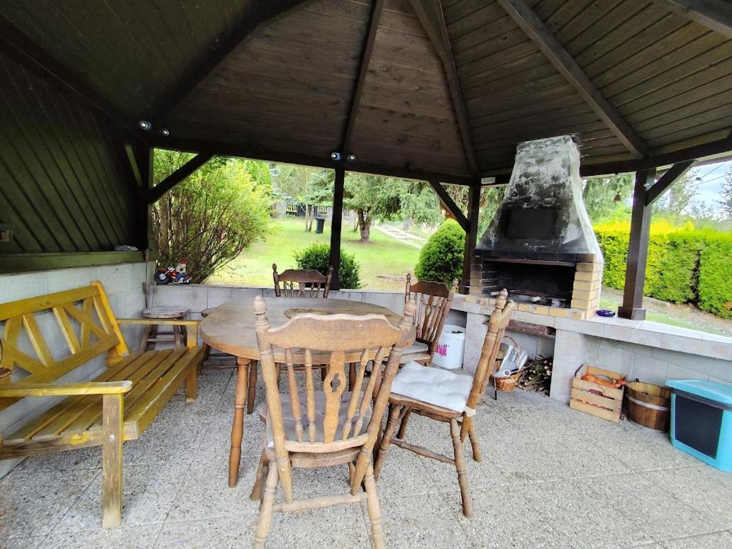 Apartman Terezka Jílové Bagian luar foto